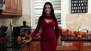 Threesome Milf Pounding