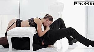 Dominant Girlfriend Licks Pussy