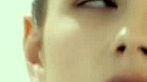 Dominant Girlfriend Licks Pussy