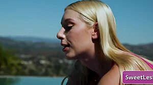 Blonde Lesbians Make Out