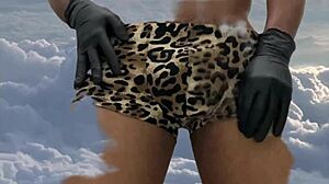 Bodybuilder Masturbation Tease