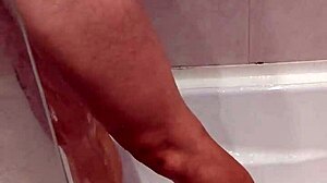 Pussy Shaving Close-Up