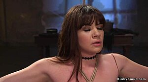 Slave Squats Vibrator