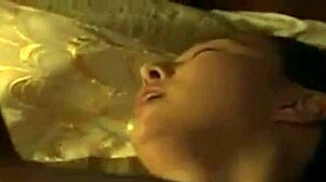 열정적인 한국 섹스 씬