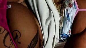 Brunette bbw safada takes big cock in her big ass during amateur anal session