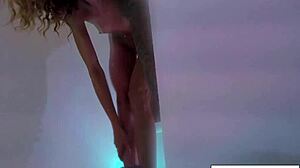 Kendra's Sexy Shower