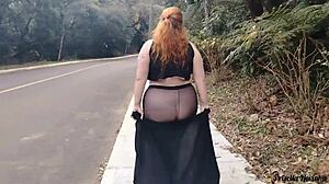 Priscila se odvážně exhibuje