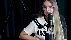 Naty Varga Sensual Cast