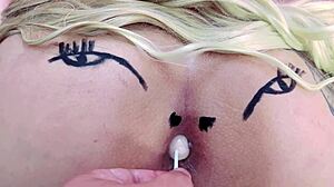 Ass Buttplug Display!