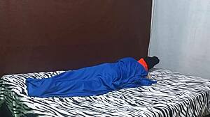 Madrastra Hijastro Descanso Cama