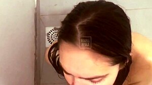 blowjob during bath cum