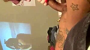 Sucking Biggak Gakworld