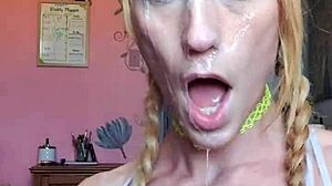 Messy Dildo Deepthroat