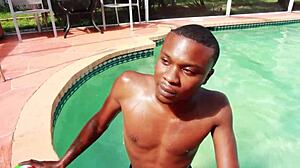 Ebony Redhead Suckers