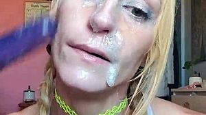 Messy Dildo Deepthroat