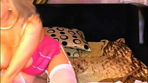 Classy Blonde Milf Cam