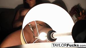 Taylor Vixen Masturbates