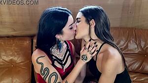 BIKER LESBIAN LICKING