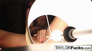 Taylor Vixen Masturbates