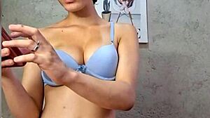 Linda Cosita Mostrando