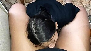 Girlfriend Licks Pussy