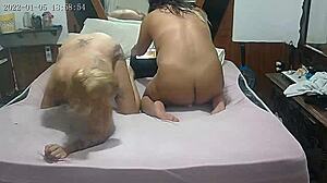 Amateurs Anal Lesbian