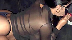 Esposa Gloryhole Chupando