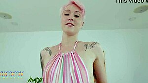 Mina K en DAP sensuel