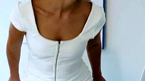 Beautiful Lesbian Scissoring