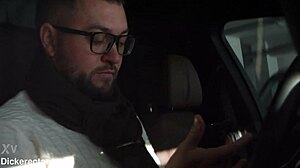 bombshell squirting orgasm