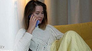 bombshell squirting orgasm