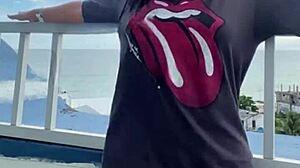 Exhibitionist Pussy Flash