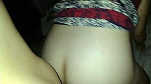 Bunduda peluda fode buceta