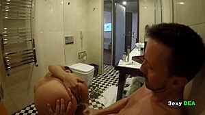 Seductive Shower Goddess