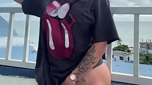 Exhibitionist Pussy Flash