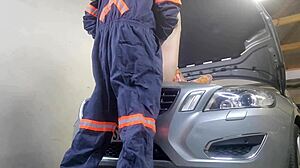 Wife Fucked Mechanic