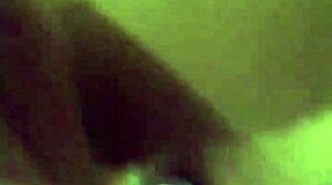 Vriendin Speelt Geil Met Speeltjes?