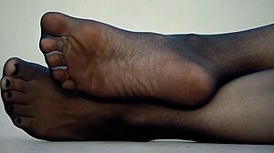 Nylon Pantyhose Feet