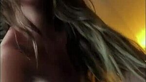 Cute Pregnant Creampie