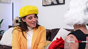 Juicy Curves Valentine