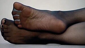 Nylon Pantyhose Feet