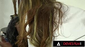 interracial lesbian scissoring