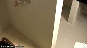 Ladyboy Shower Swallow