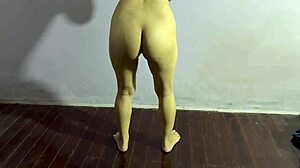 Amateur Girl Workout