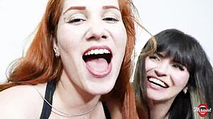 Double Blowjob Teasing Cumshot