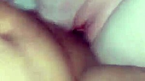 Branquinha geme no pau