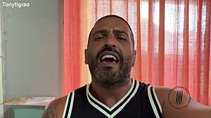 Tirando Leite Trailer