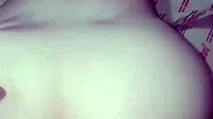 Branquinha geme no pau