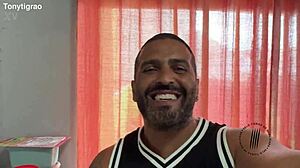 Tirando Leite Trailer