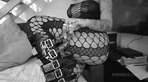 Lesbian Punishes Goddess